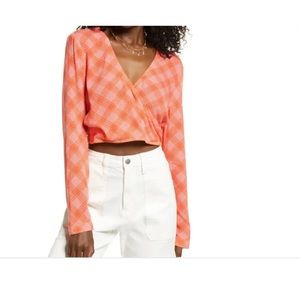 Long-sleeve Plaid Crop